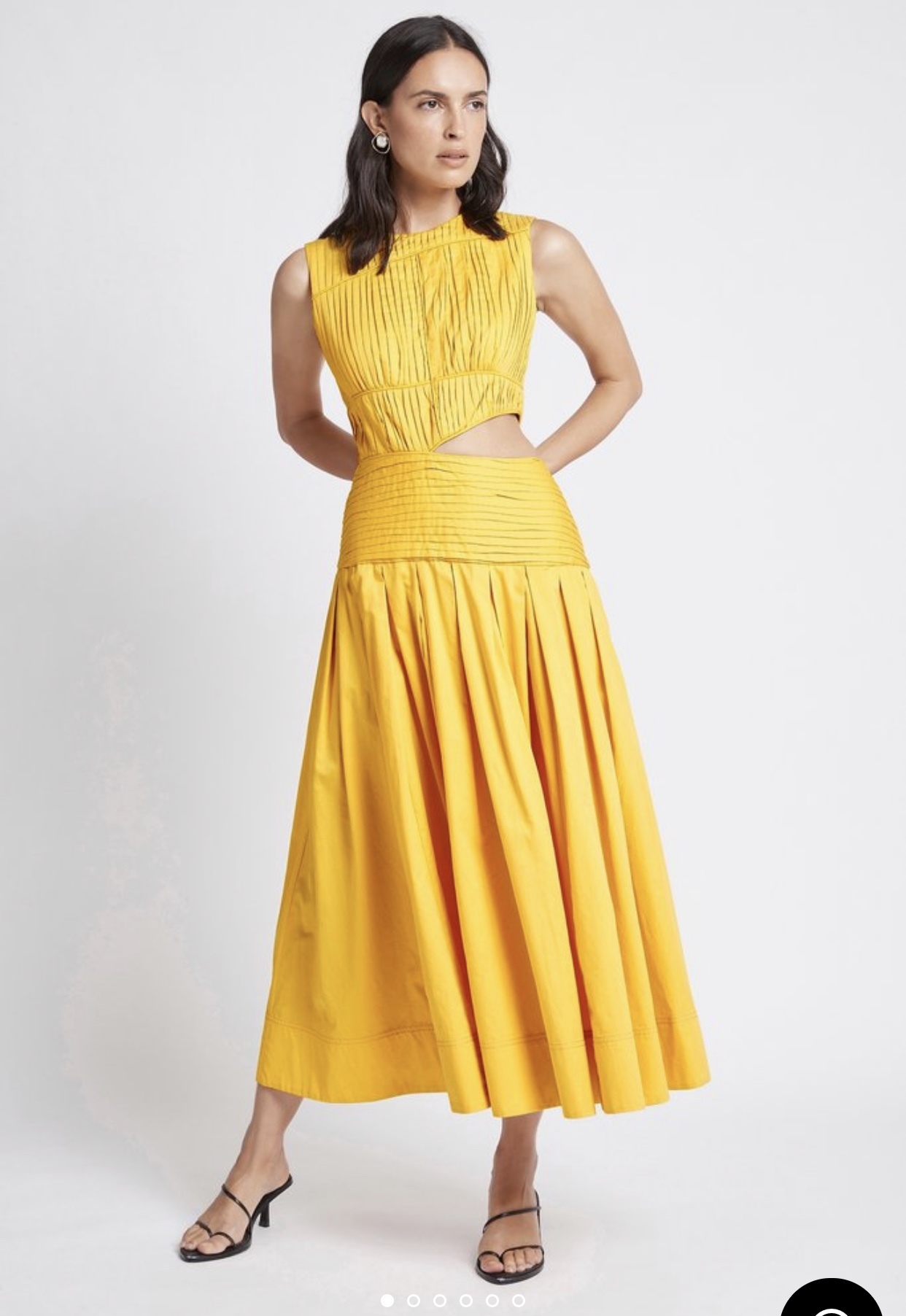 For rent a Yellow Aje