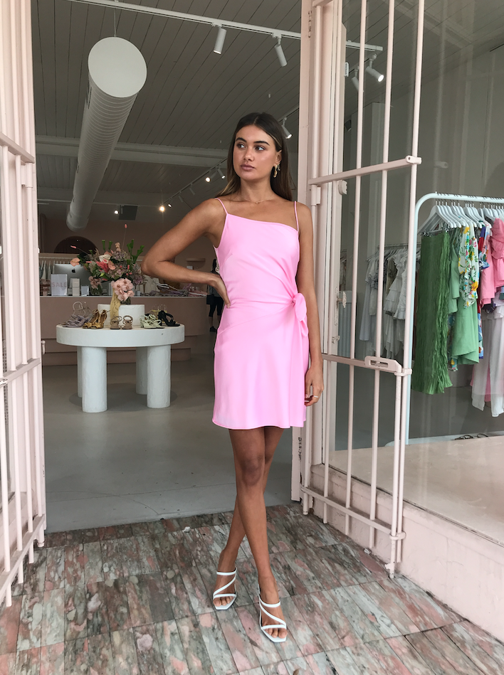 Designer rental By Nicola Blooms Mini