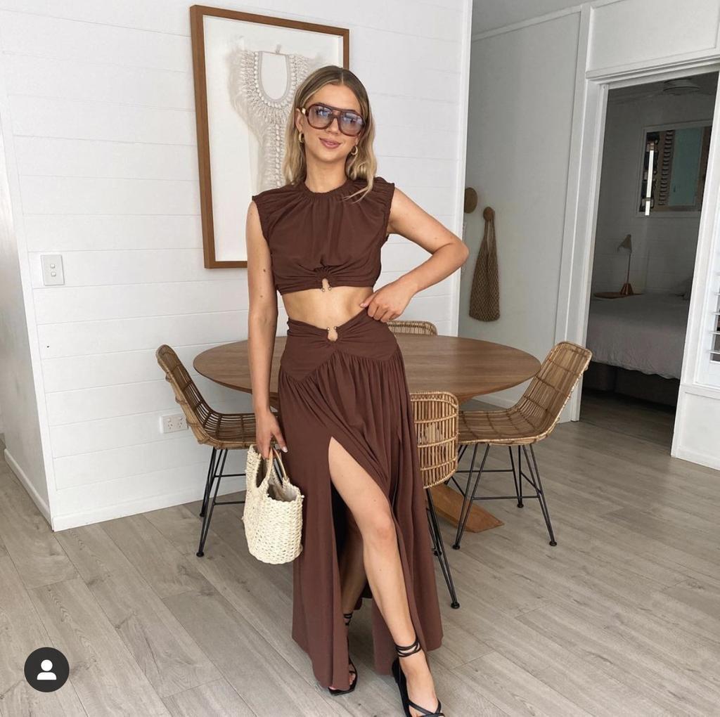 Hire a Brown Bec & Bridge