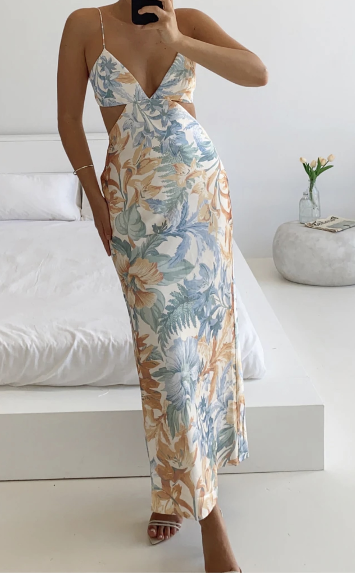 Hire a Significant Other Jacy Dress Island Bouquet