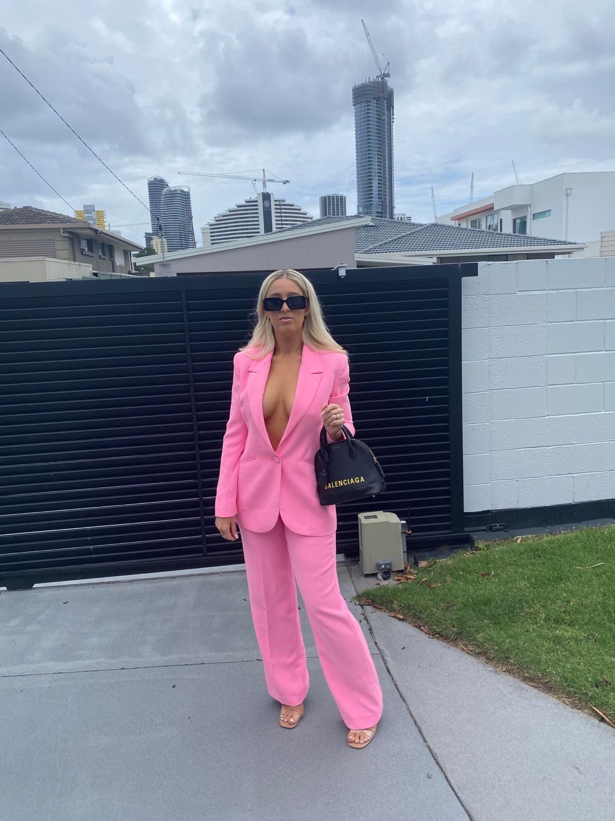 Formal rental Pink House Of Cb