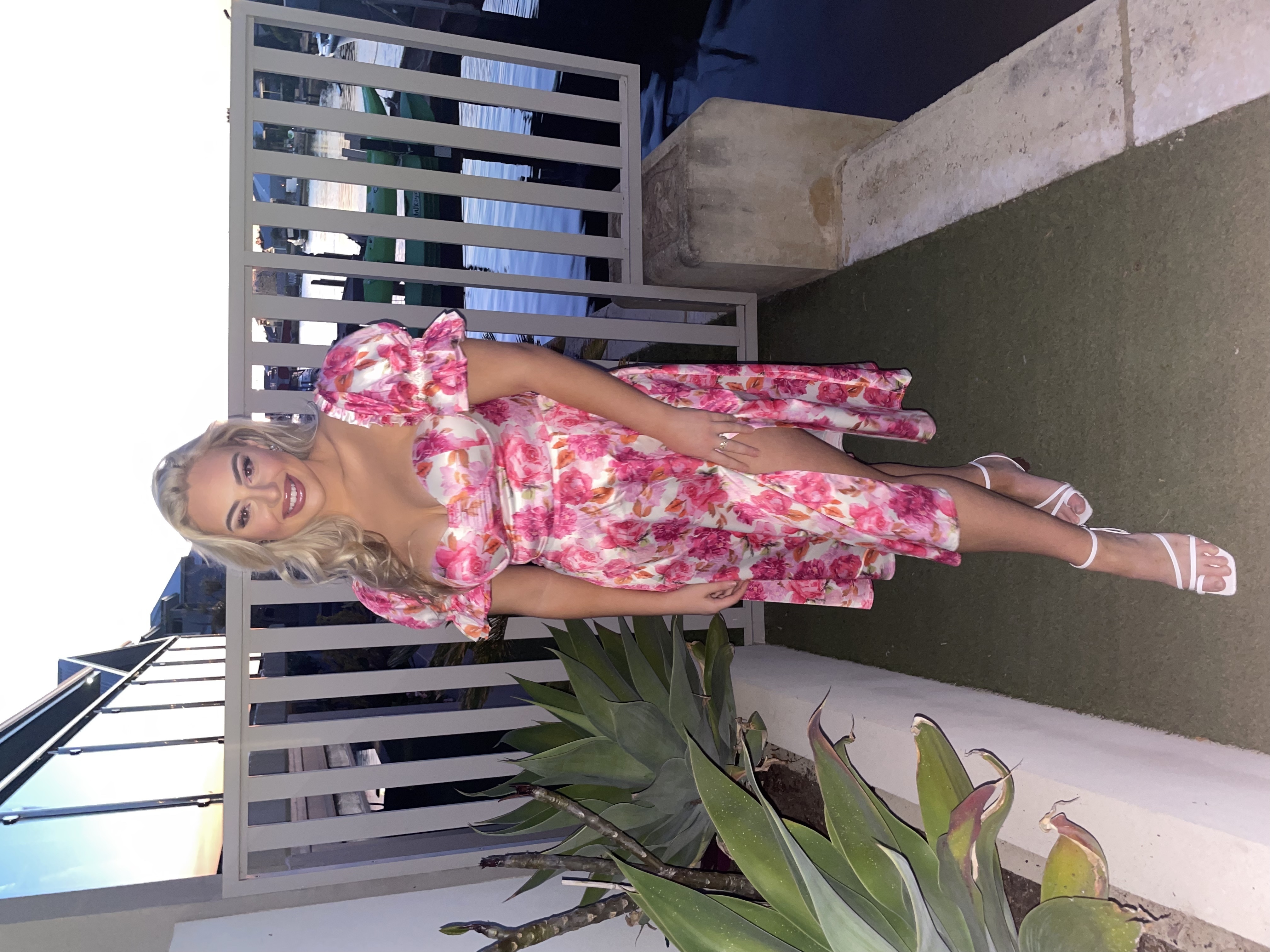 Formal rental Alamour The Label Perlita Pink Flora