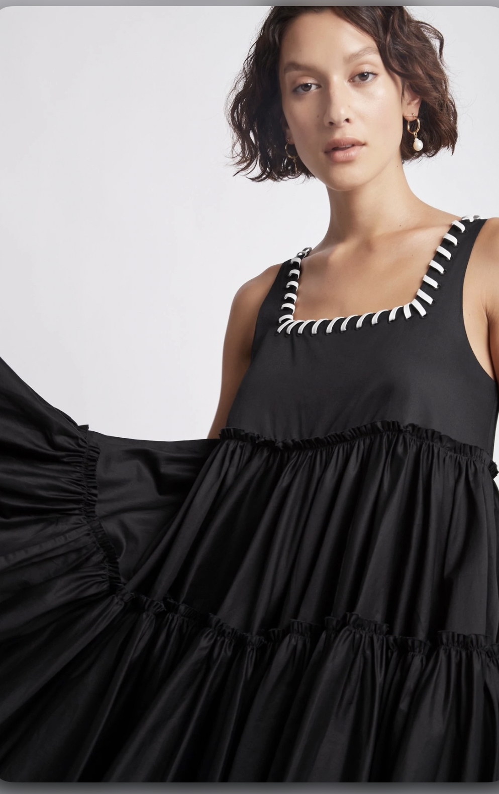 Formal rental Black Aje