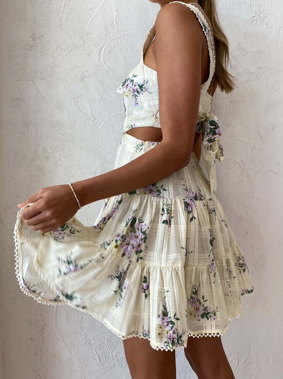 Alemais White to rent