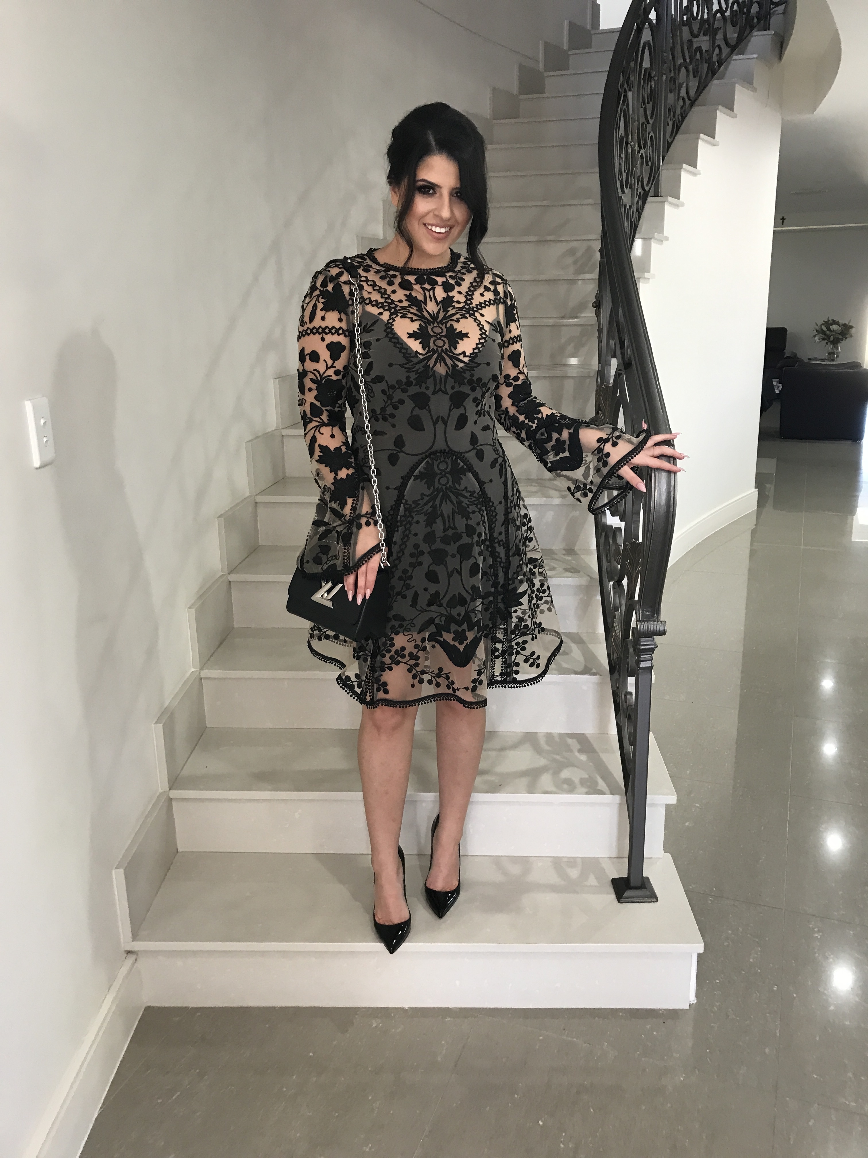 Designer rental Black Thurley