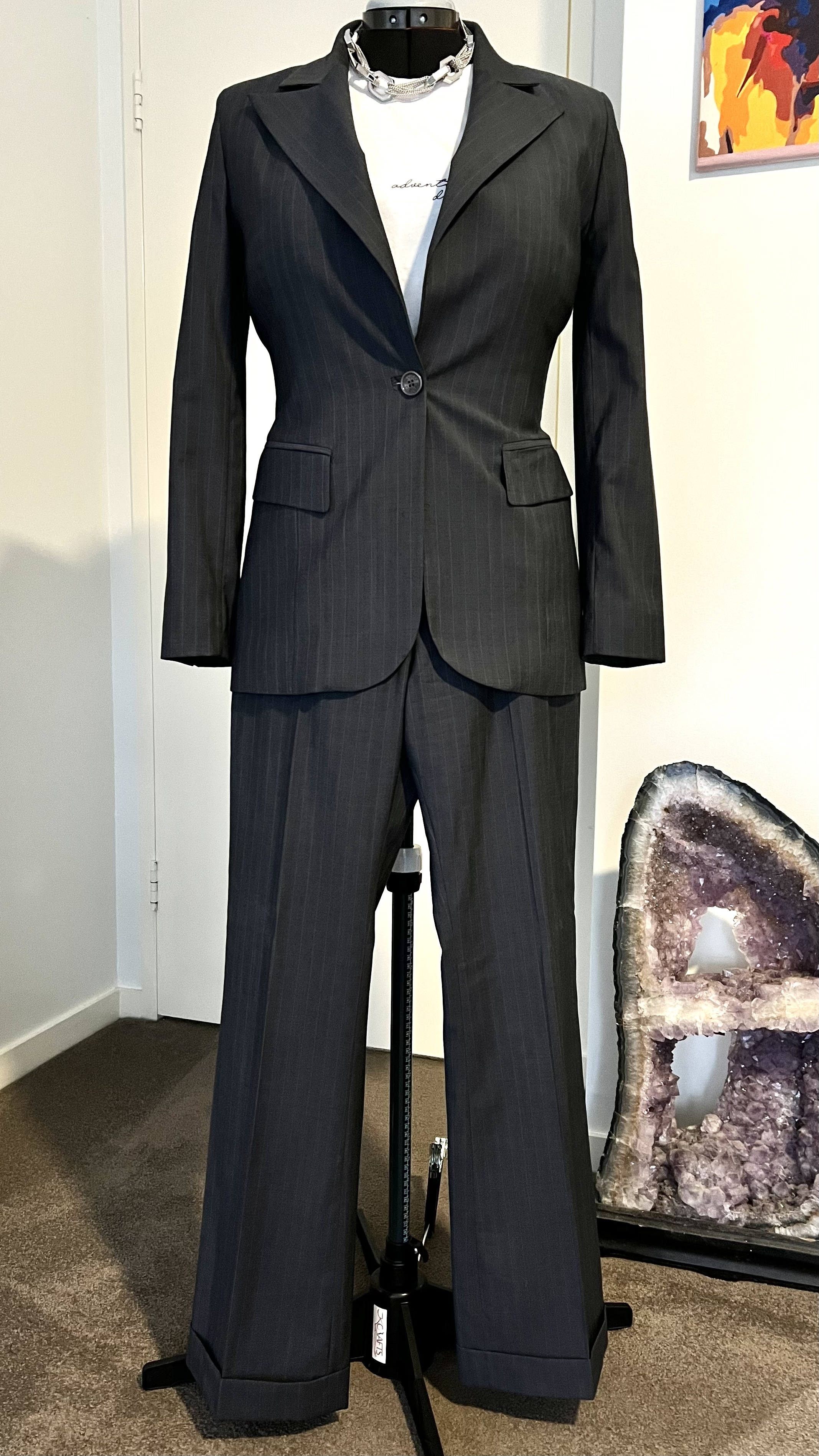 Pierucci Grey for rent