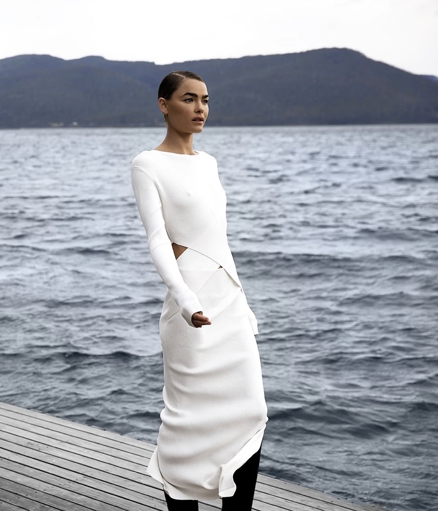 Sir The Label White for hire