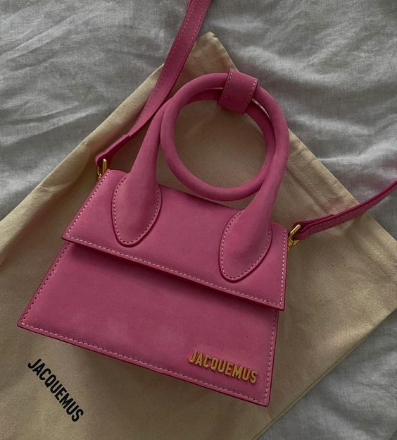 Jacquemus Pink for rent