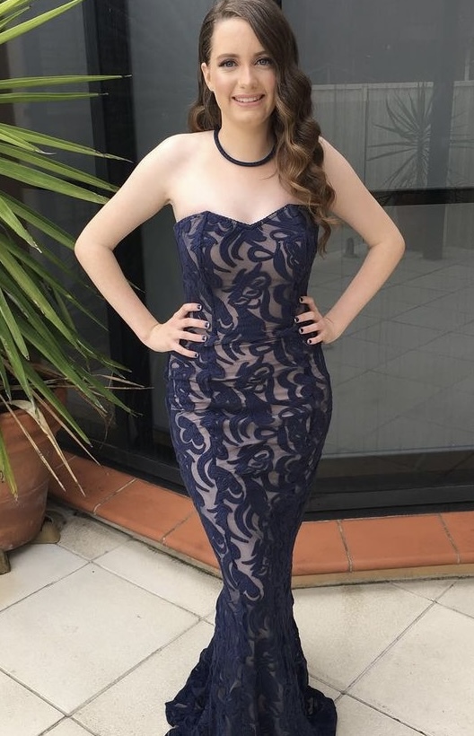 Portia And Scarlett Blue to rent