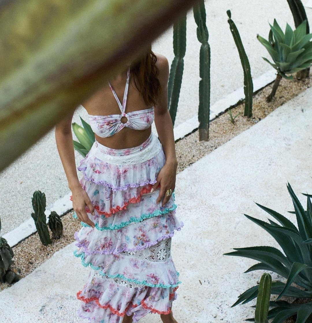 Ixiah The Label Purple to hire