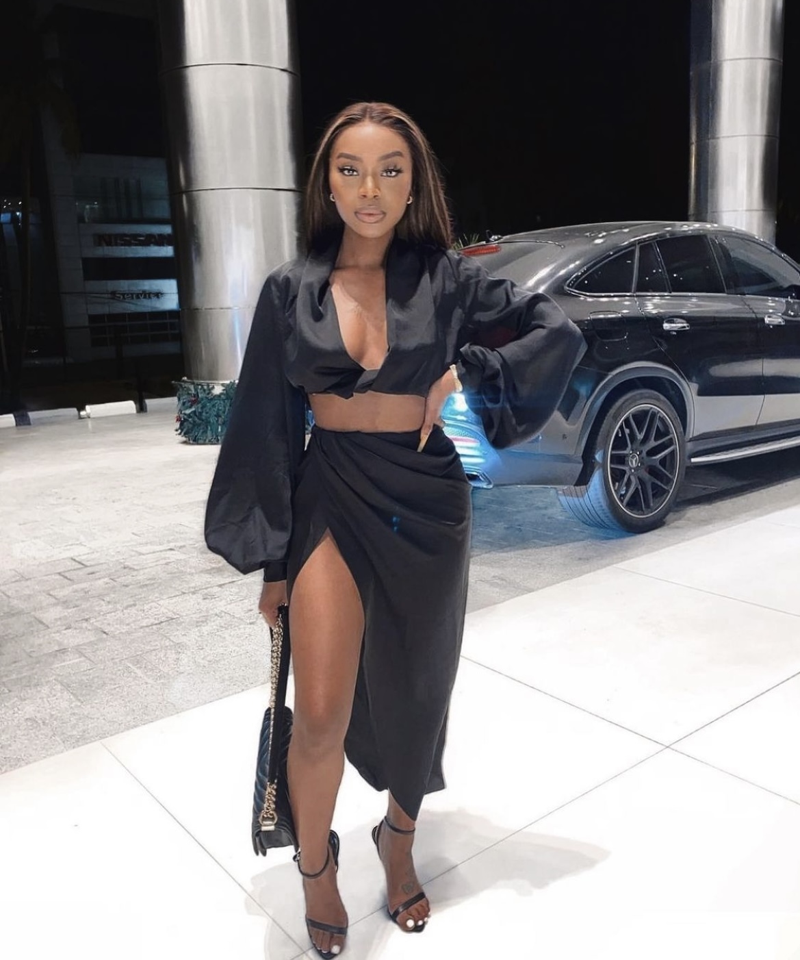 House Of Cb Black rental