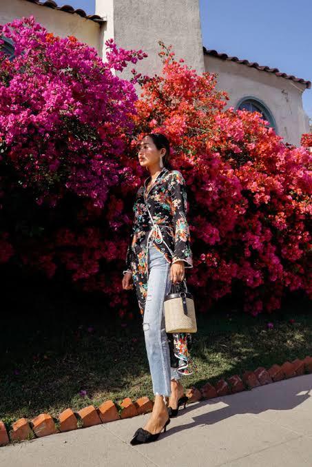 Loan a Black Rixo London