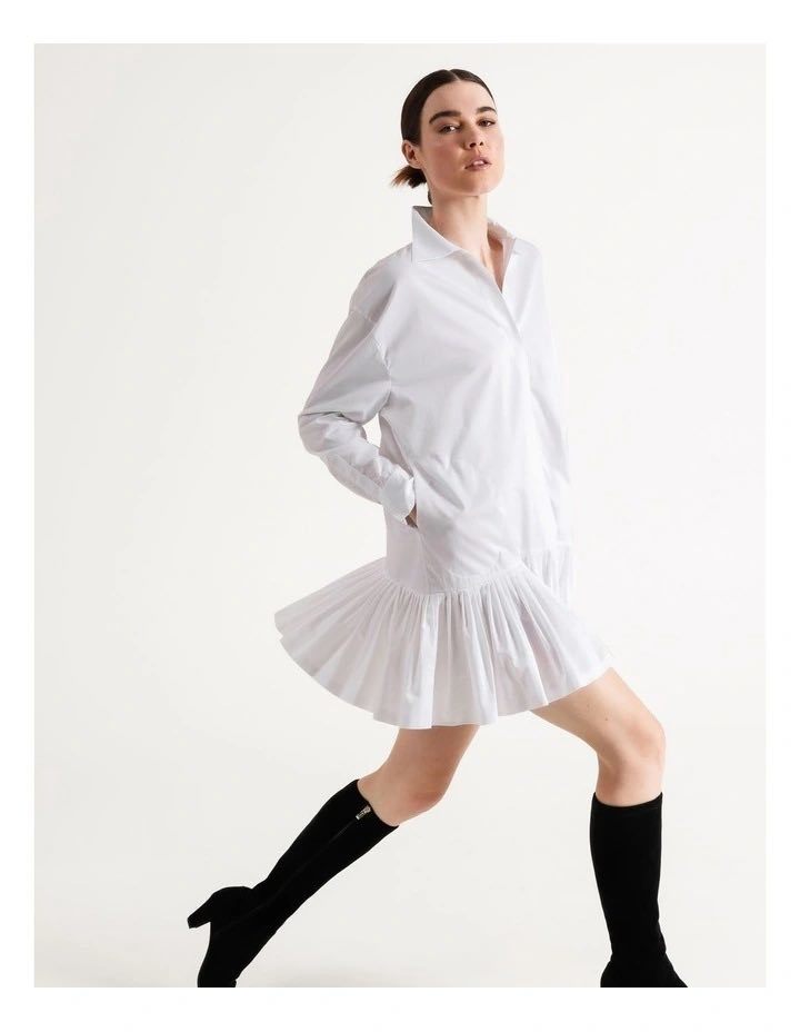 Norma Kamali White to borrow