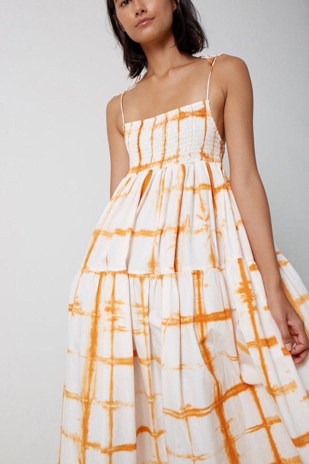 S/W/F White for rent