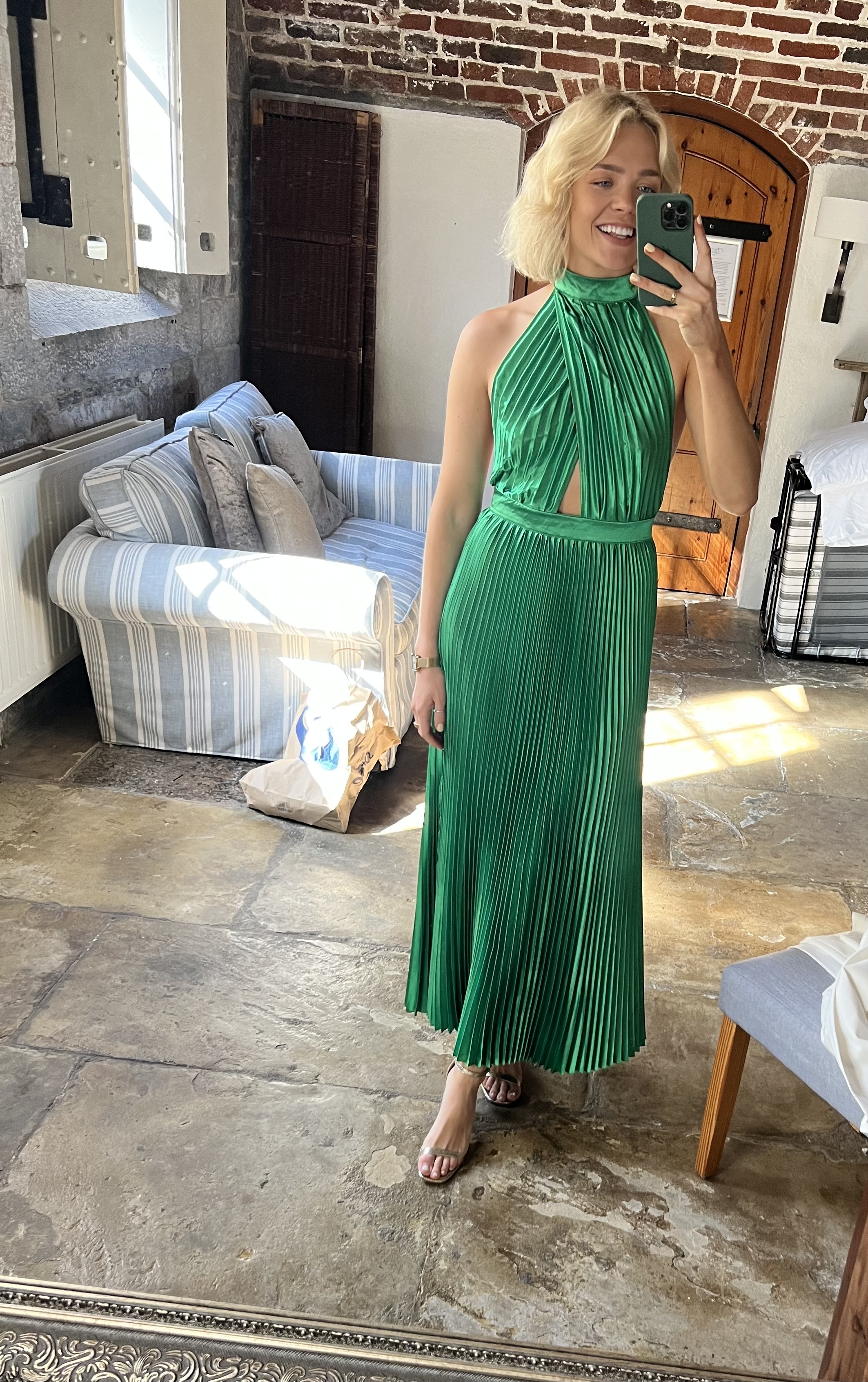 Affordable L’idée Renaissance Split Gown