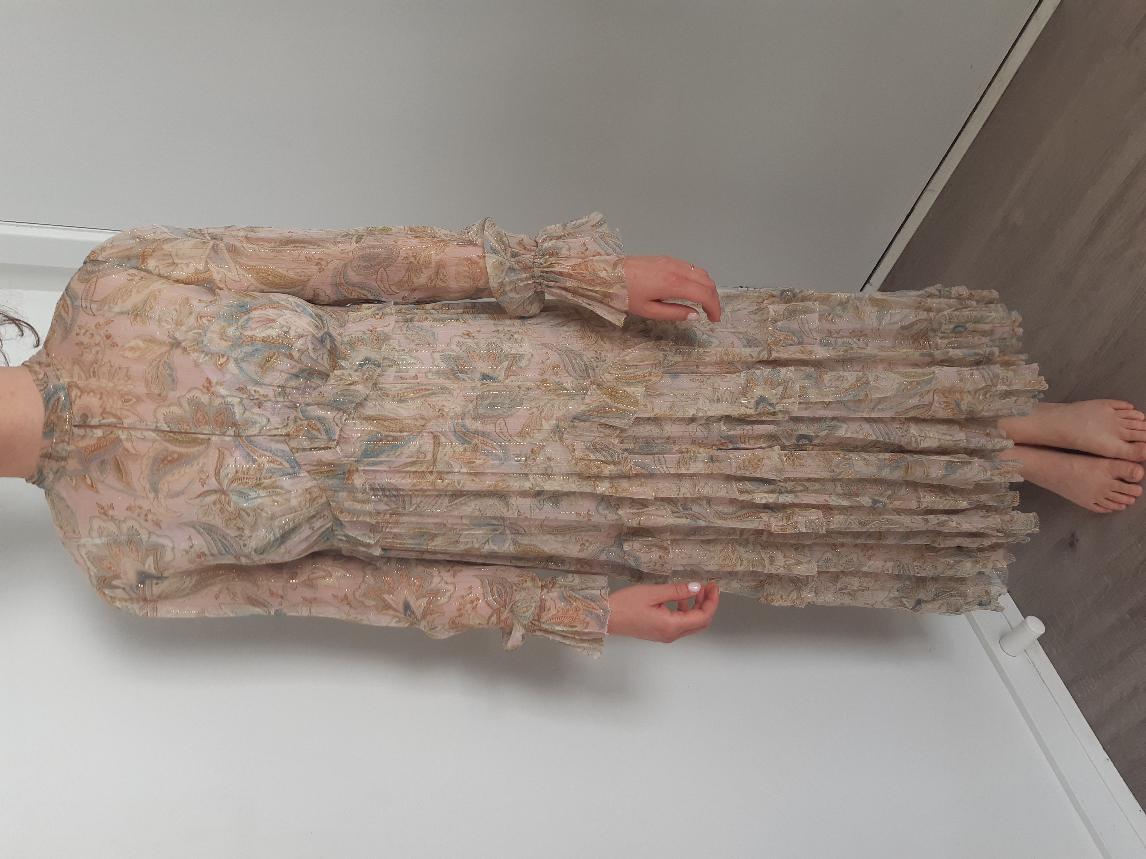 Hire a Other Zimmermann