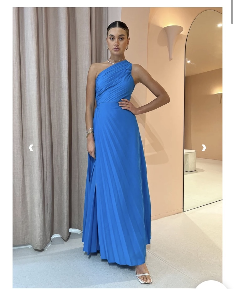 Sonya Moda Blue rental