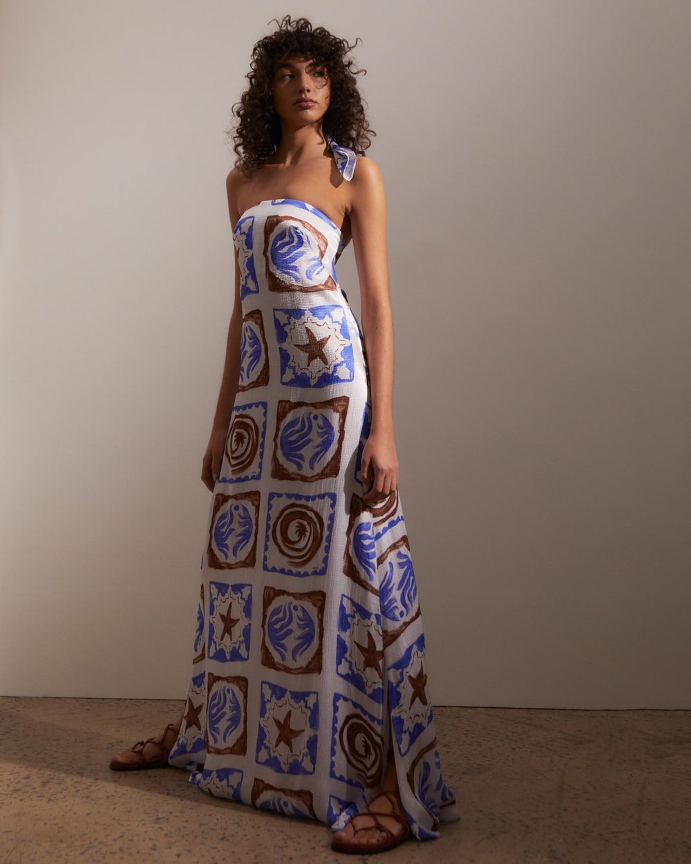 Designer rental Blue Roame