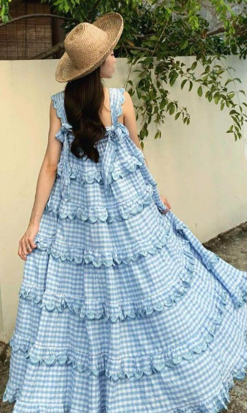 Designer rental Blue Innika Choo