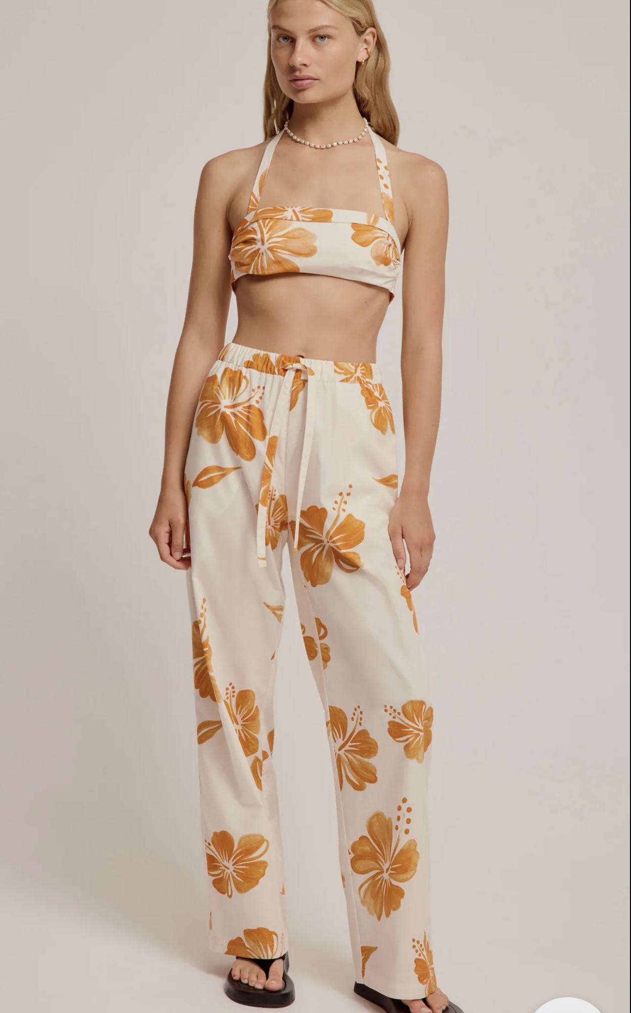 Rental Venroy Printed Poplin Orange Warped Hibiscus Set