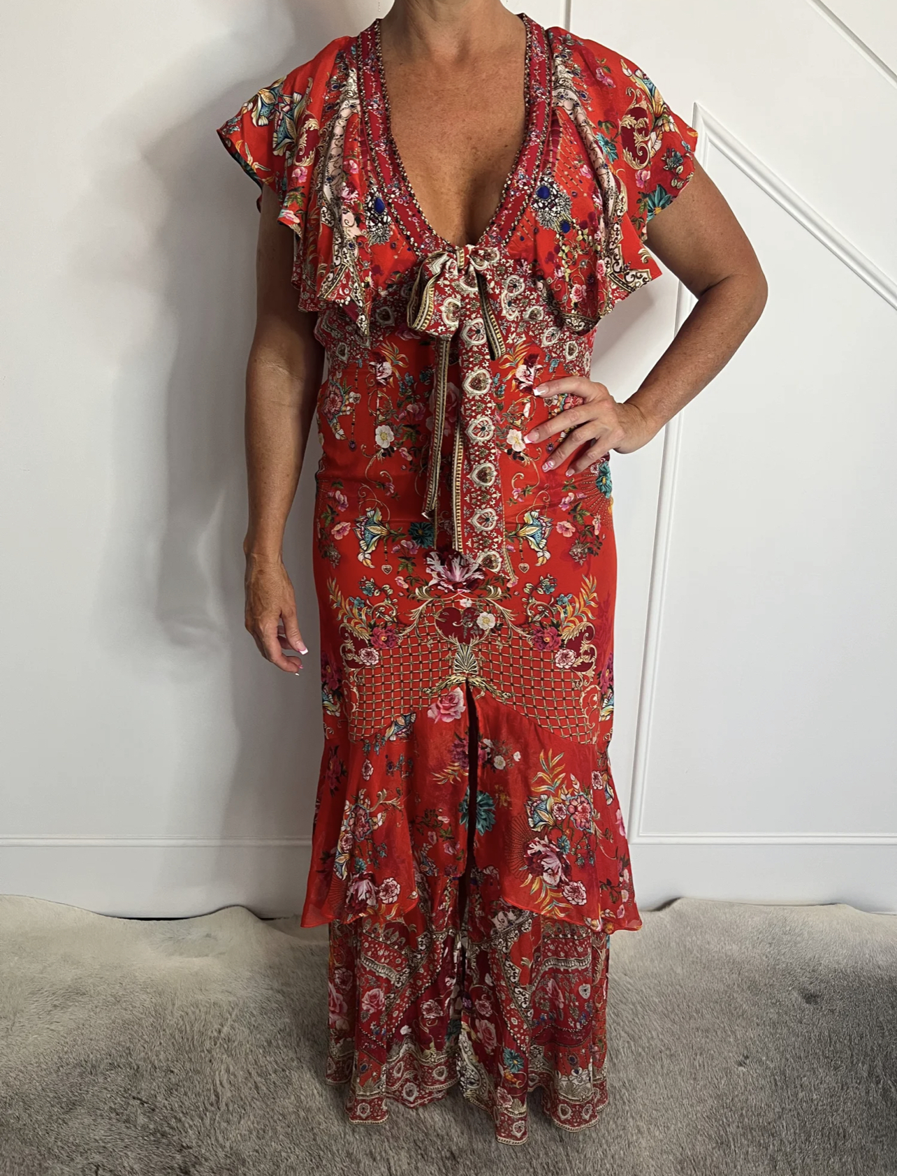 Borrow a Red Camilla