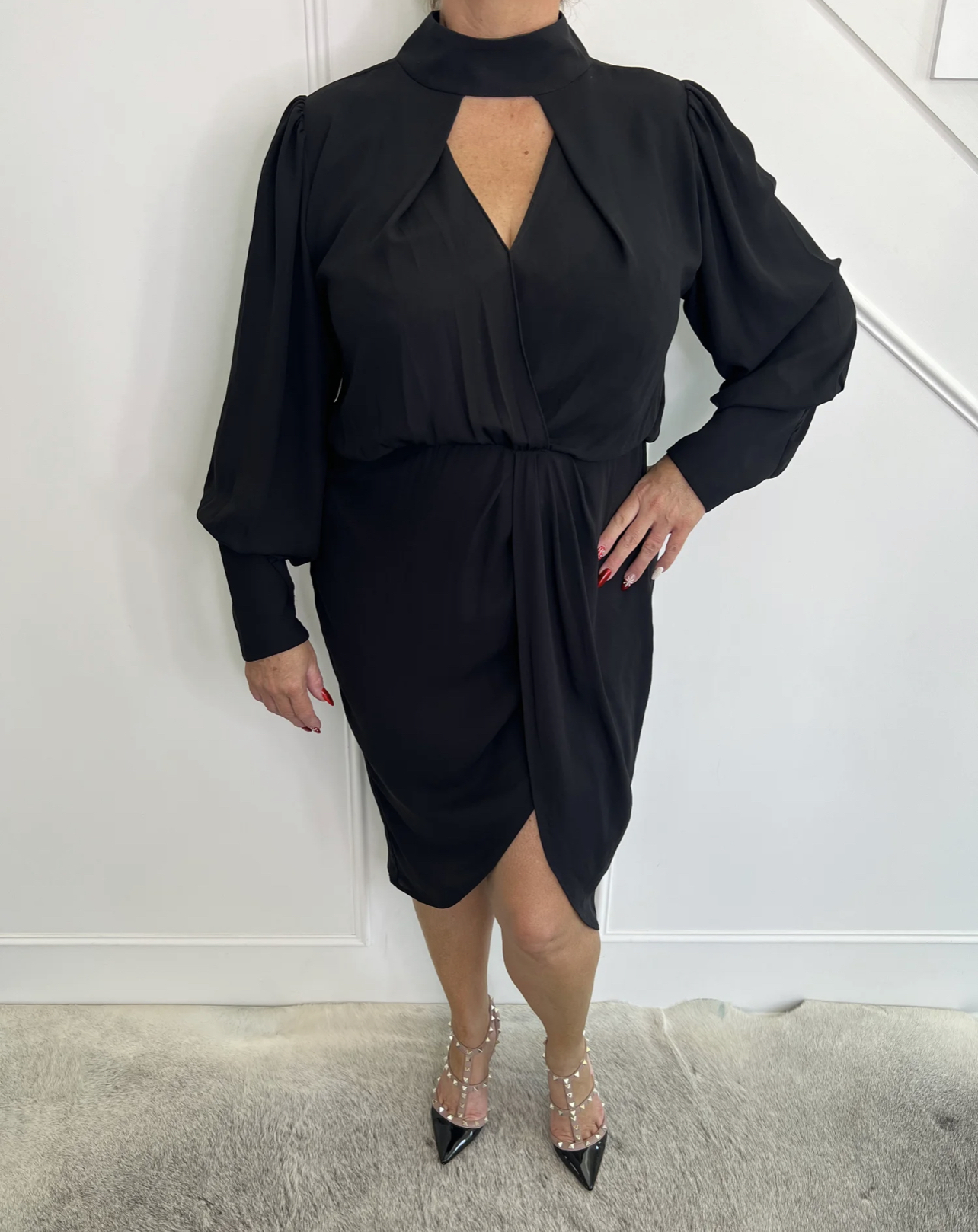 Cheap designer Black Sheike