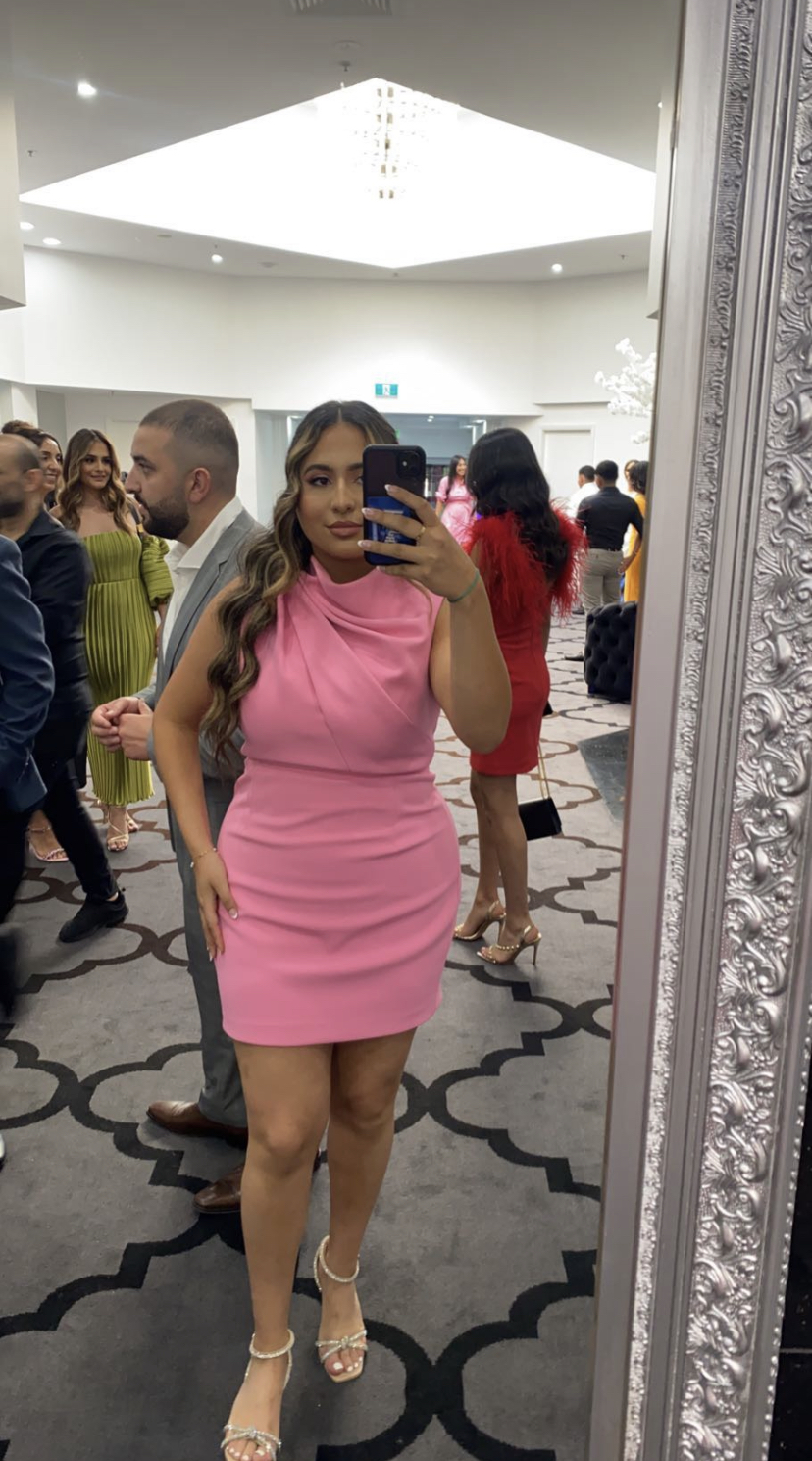 Borrow a Pink Mossman Clothing