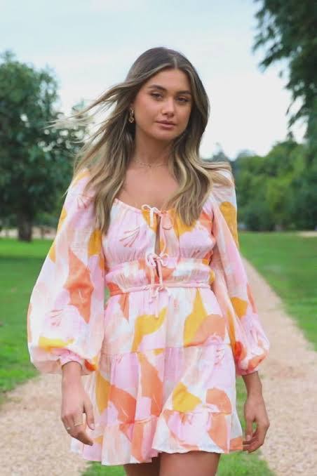 Loan a Pink Sabo Skirt