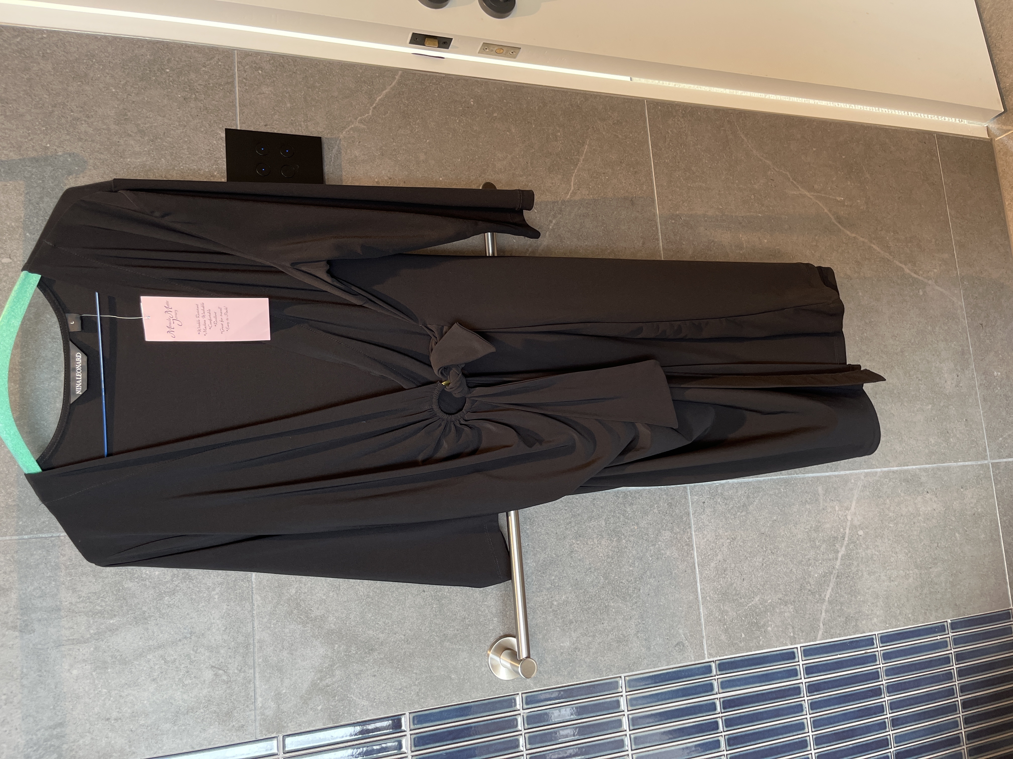 For rent a Black Nina Leonard