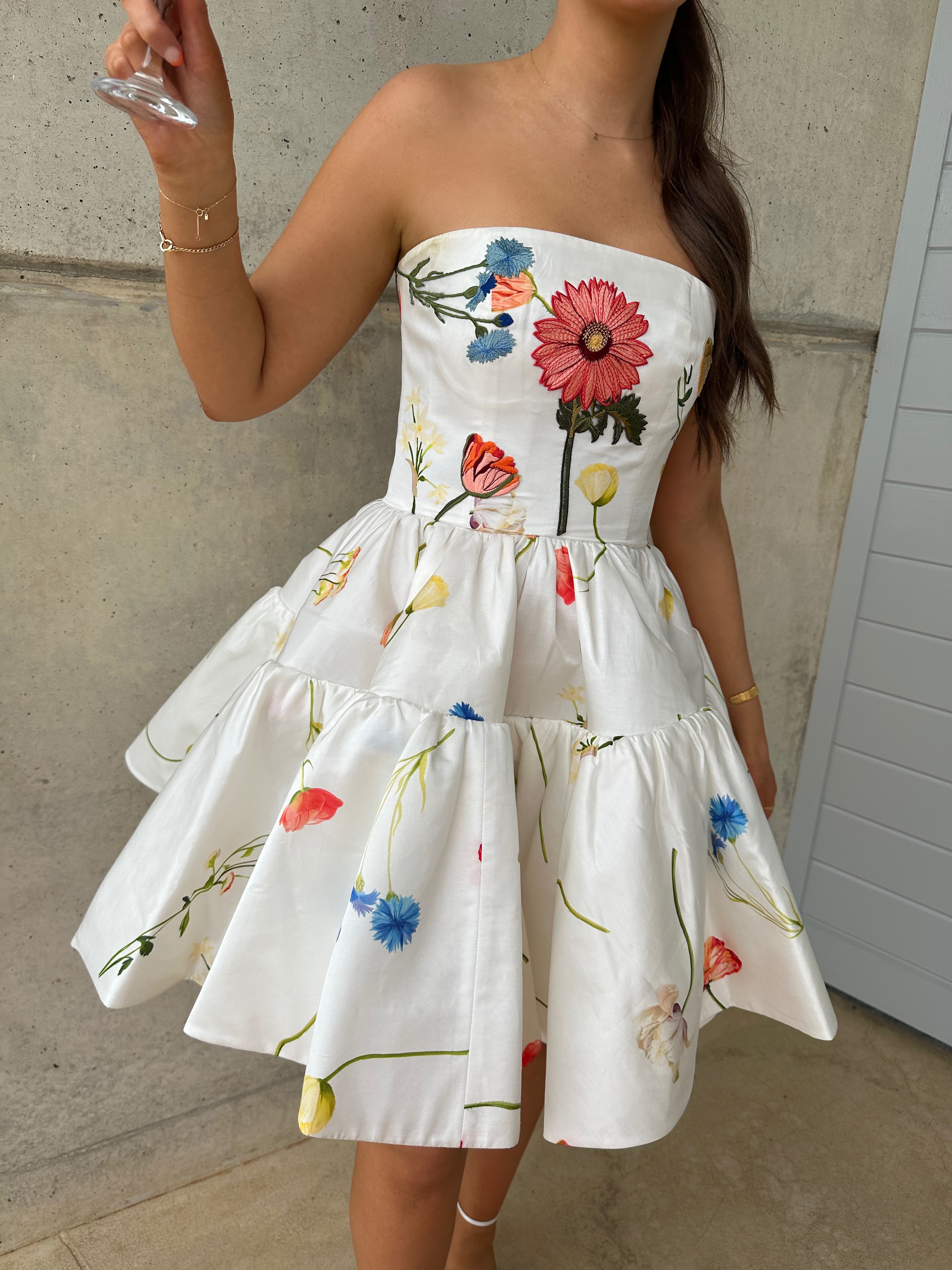 Leo Lin White to hire