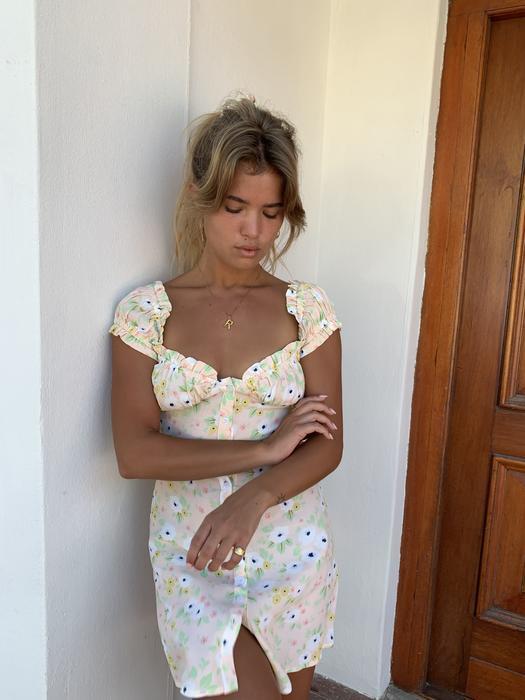 With Jean Yellow for lend