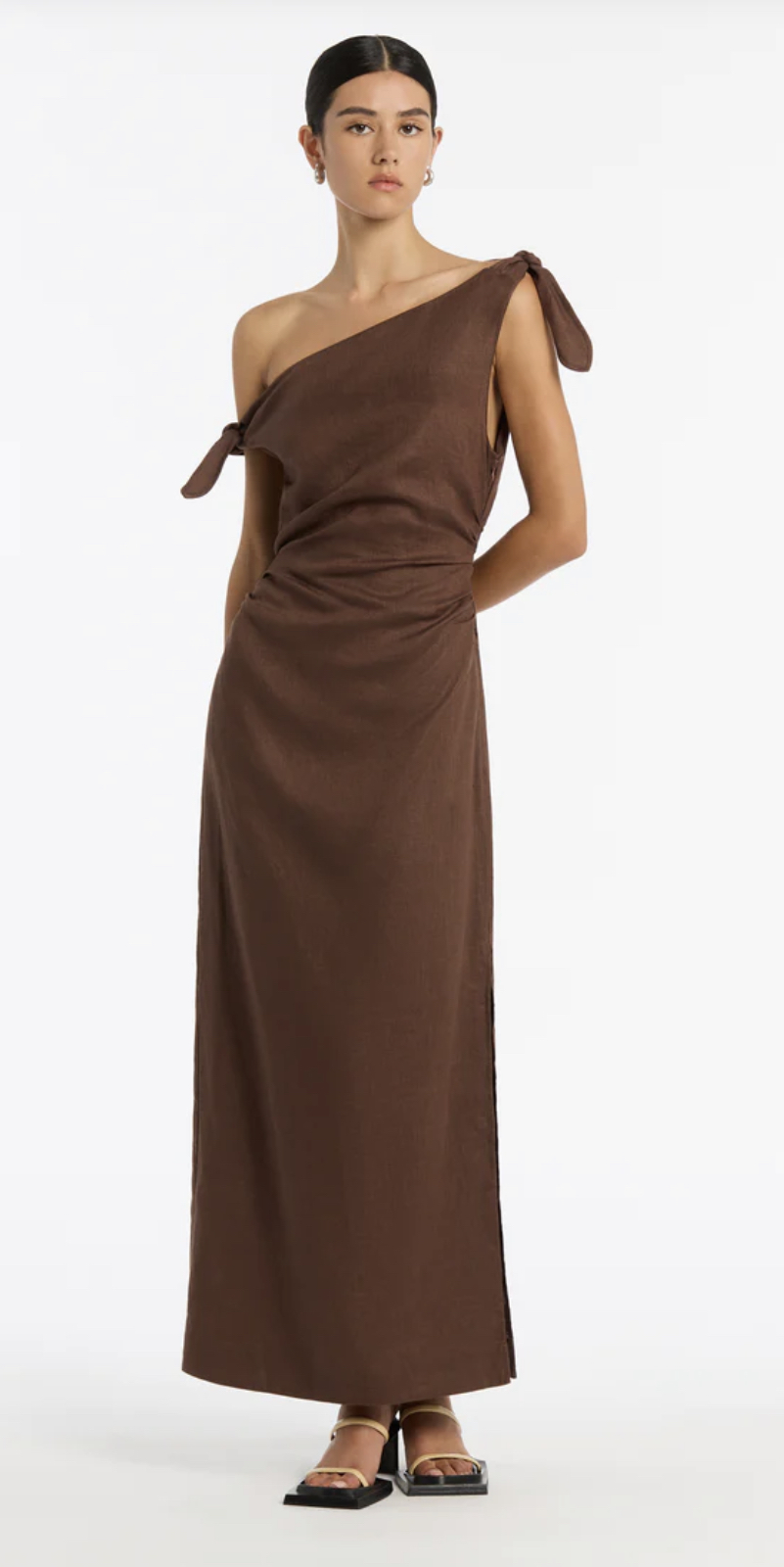 Sir The Label Brown to lend