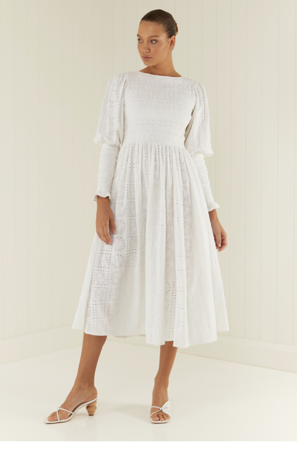 Palm Noosa White to loan