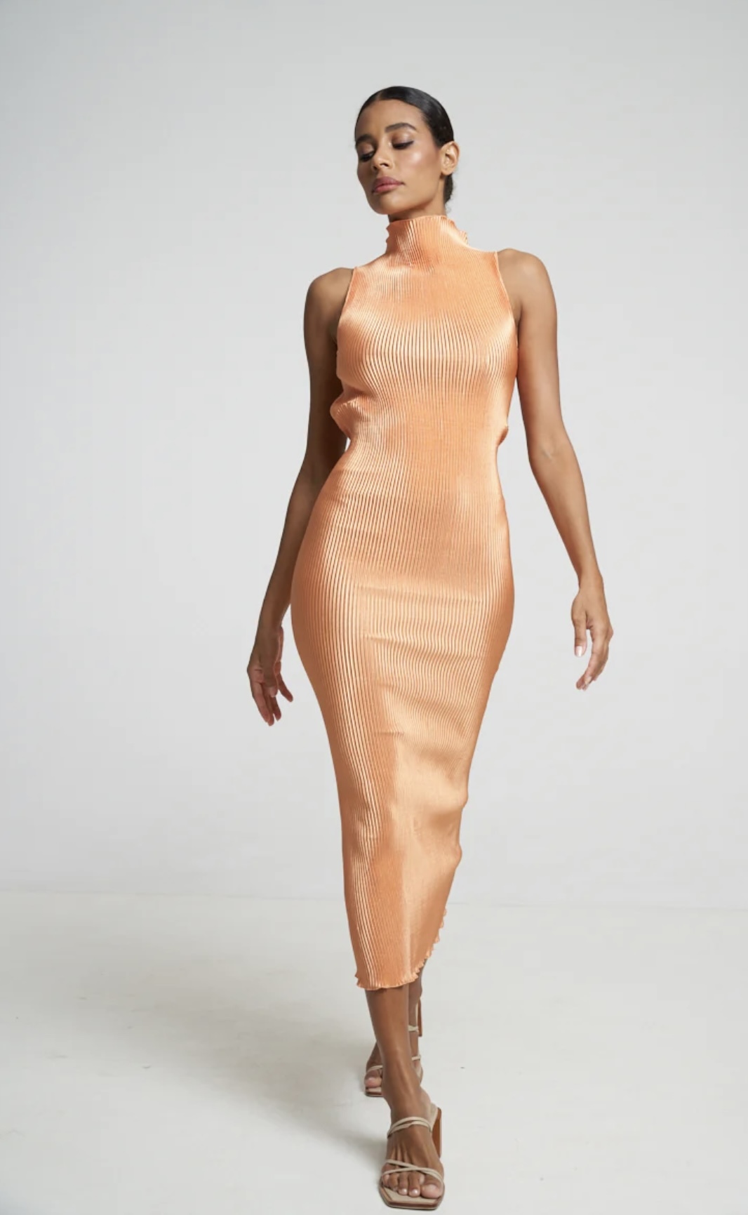 Lidee Woman Orange for loan