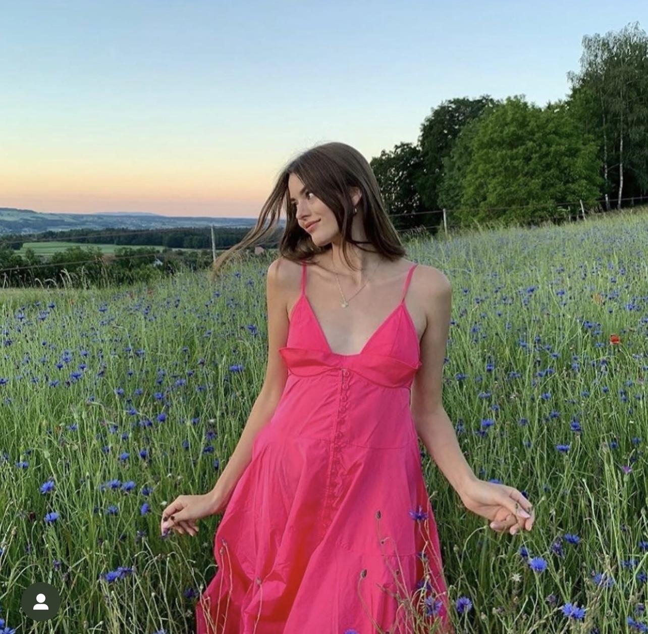 Jacquemus Pink for hire