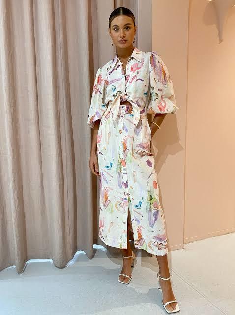 Rent a White Alemais