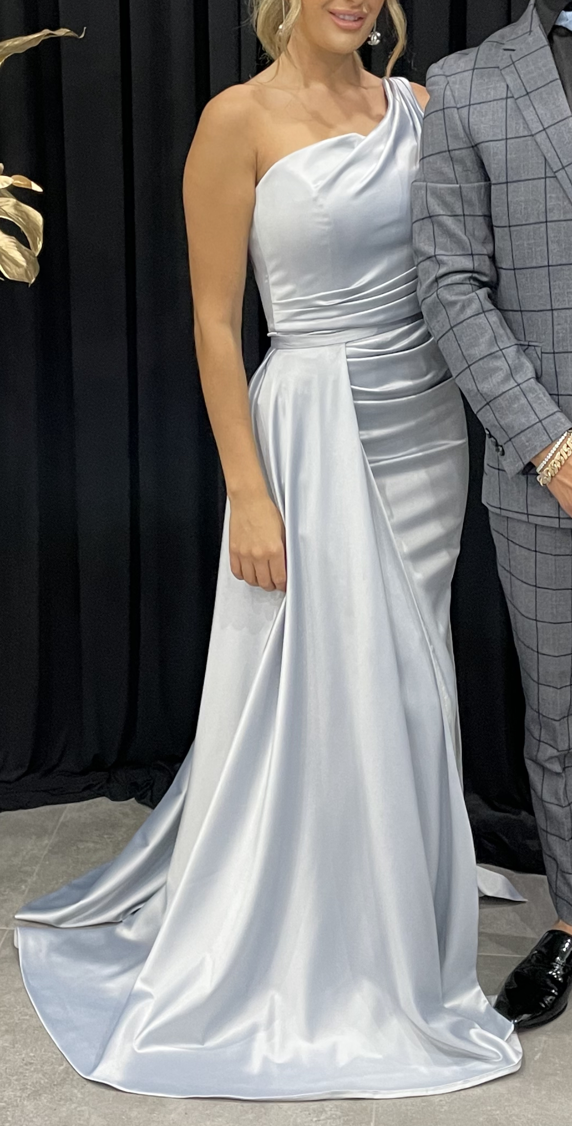 Custom Made Blue to borrow