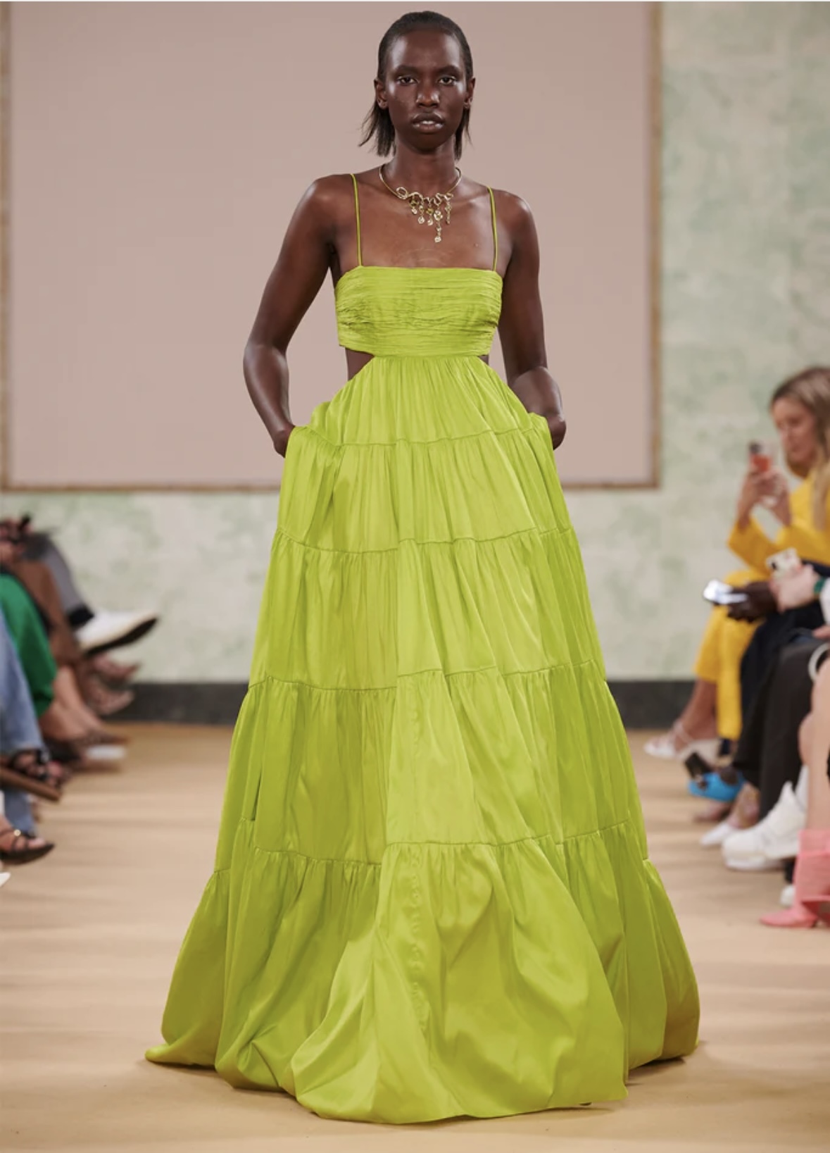 Cheap designer Green Aje