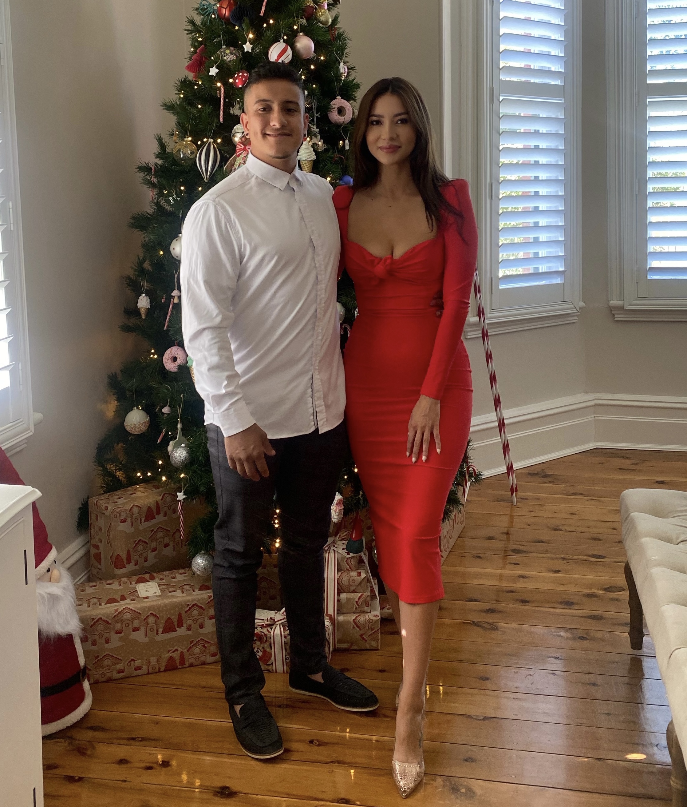 Rental Red Alex Perry