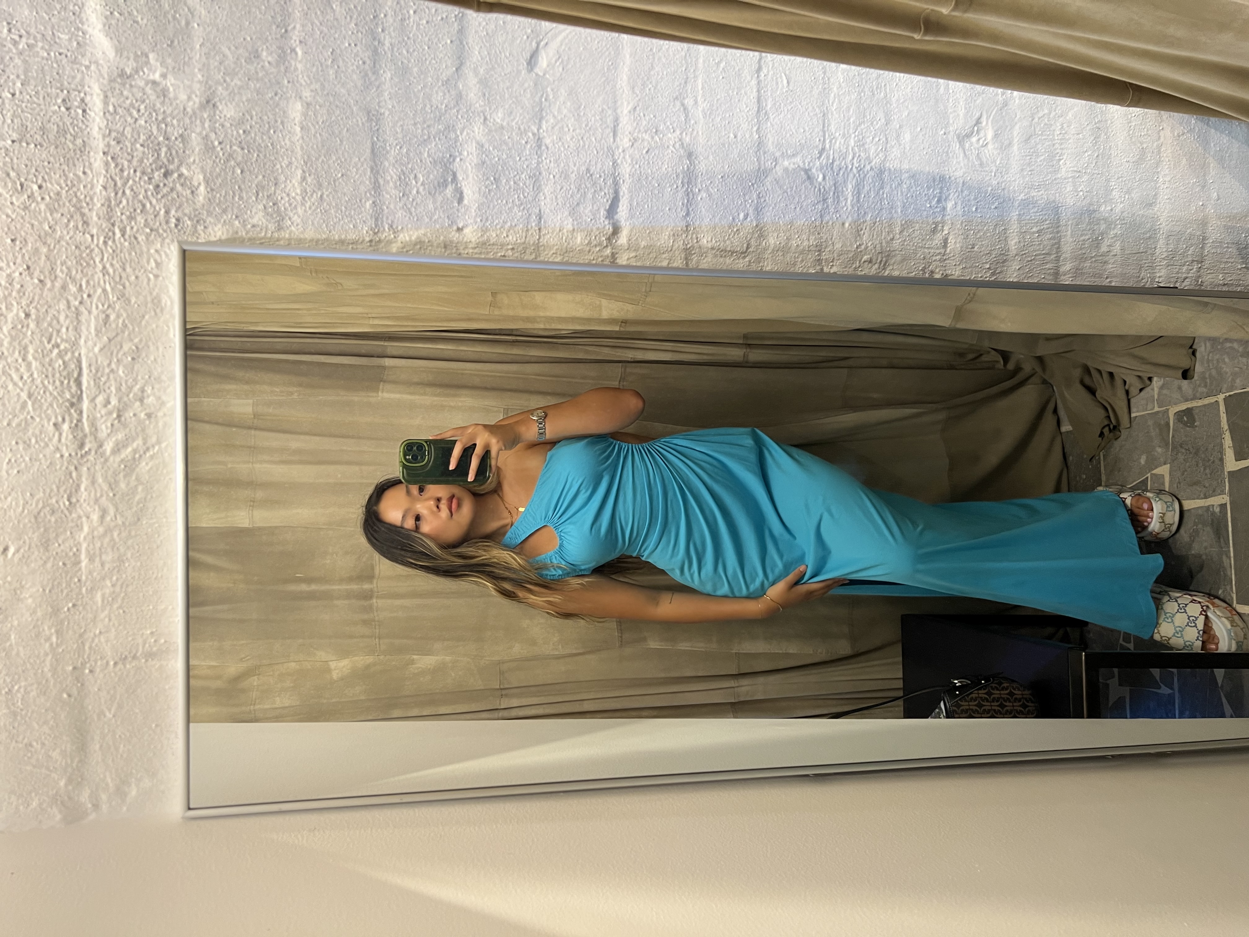 Hire a Blue Scanlan Theodore