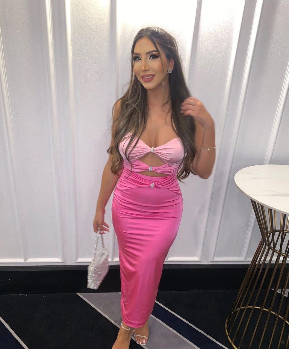 Eliya The Label Black to lend