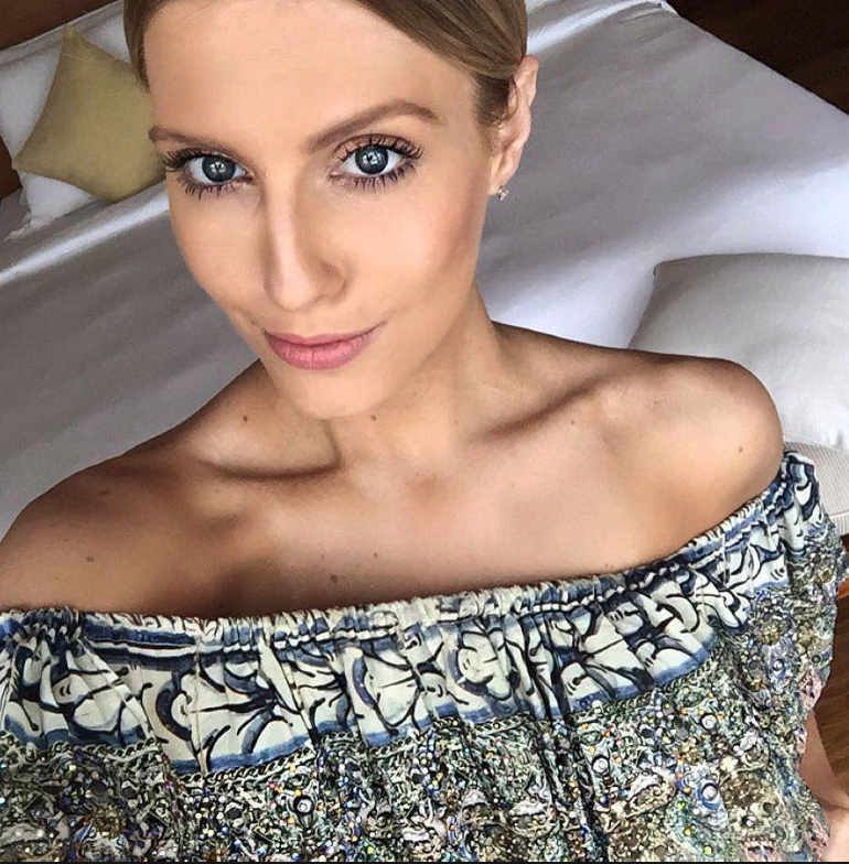 For rent a Camilla Pillar Of Agua Midriff Frill