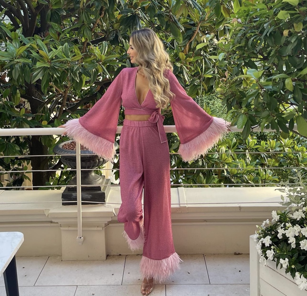 Loan a Oseree Lumiere Feather Trimmed Pants And Top