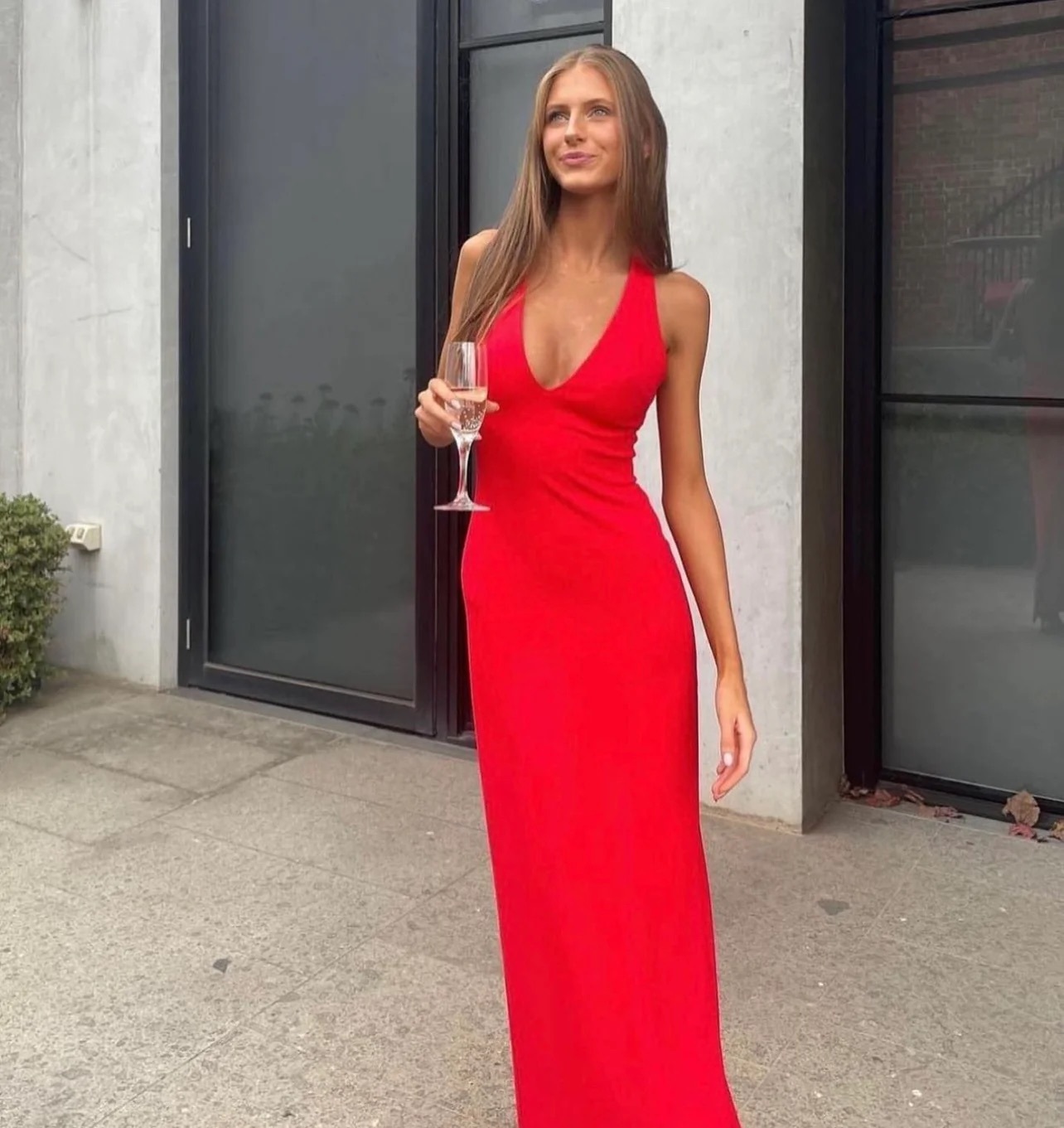 Rent a Red Effie Kats