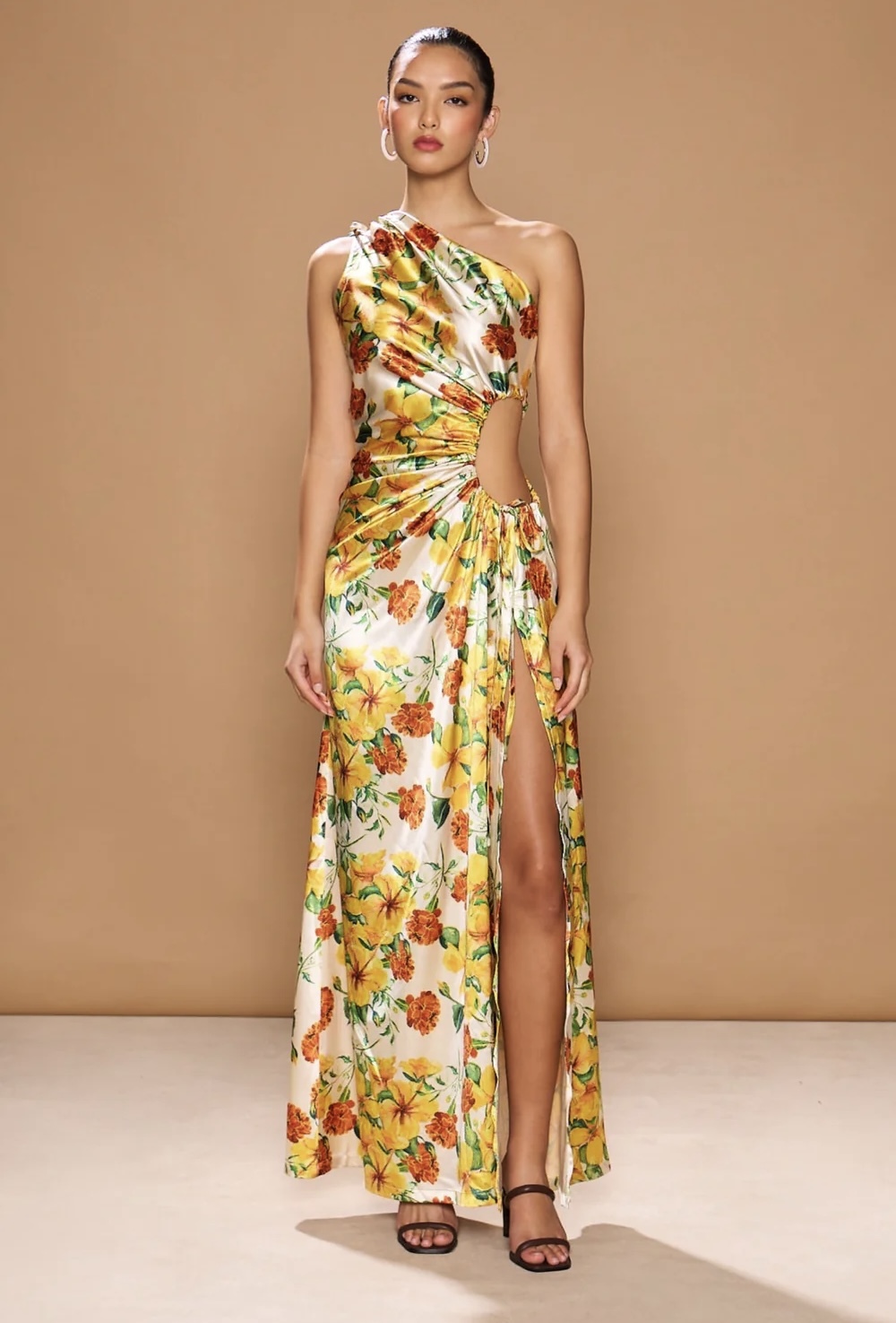 Rental Yellow Sonya Moda