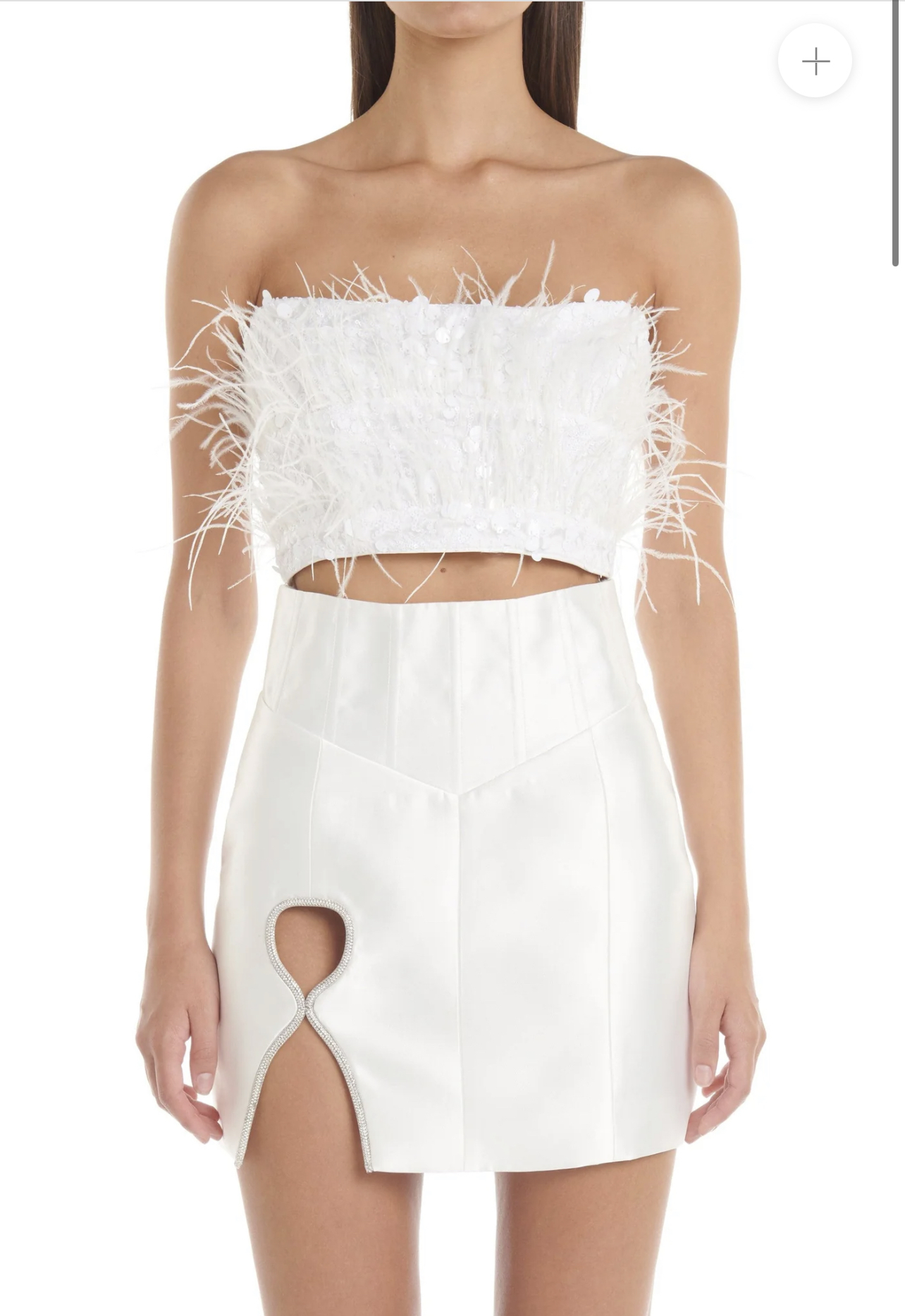 Eliya The Label White to lend