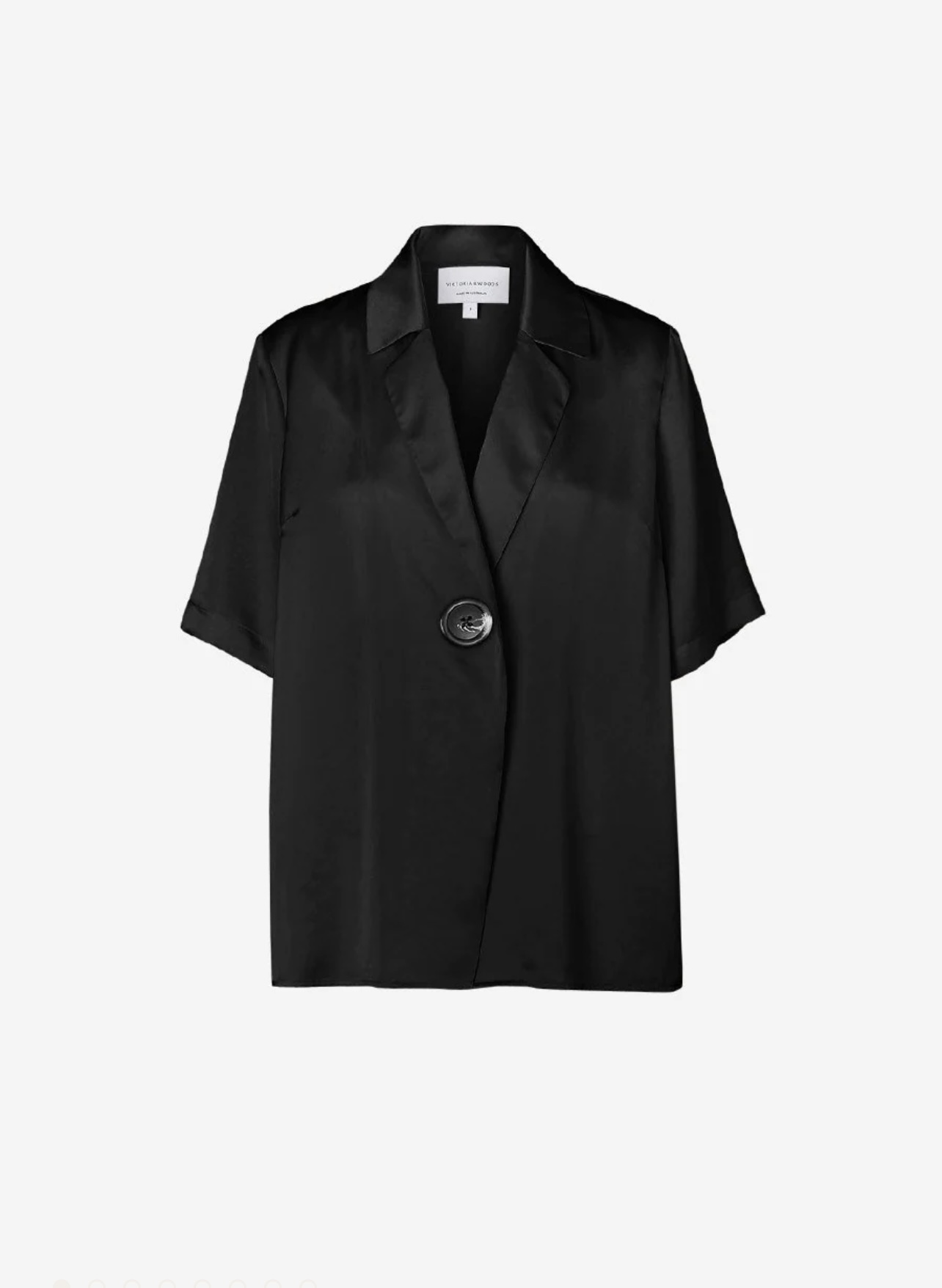 Viktoria & Woods Black to borrow