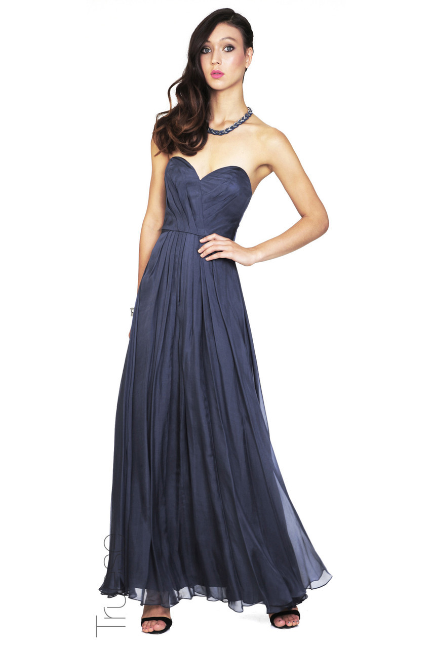 Borrow a Truese Bella Maxi Dress