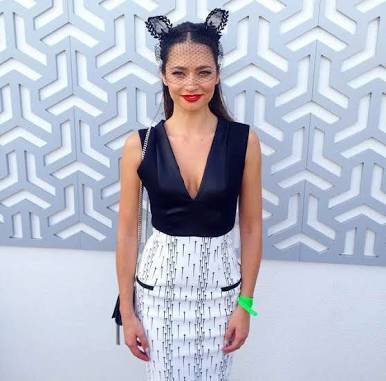 Affordable Manning Cartell Arrows & Daggers