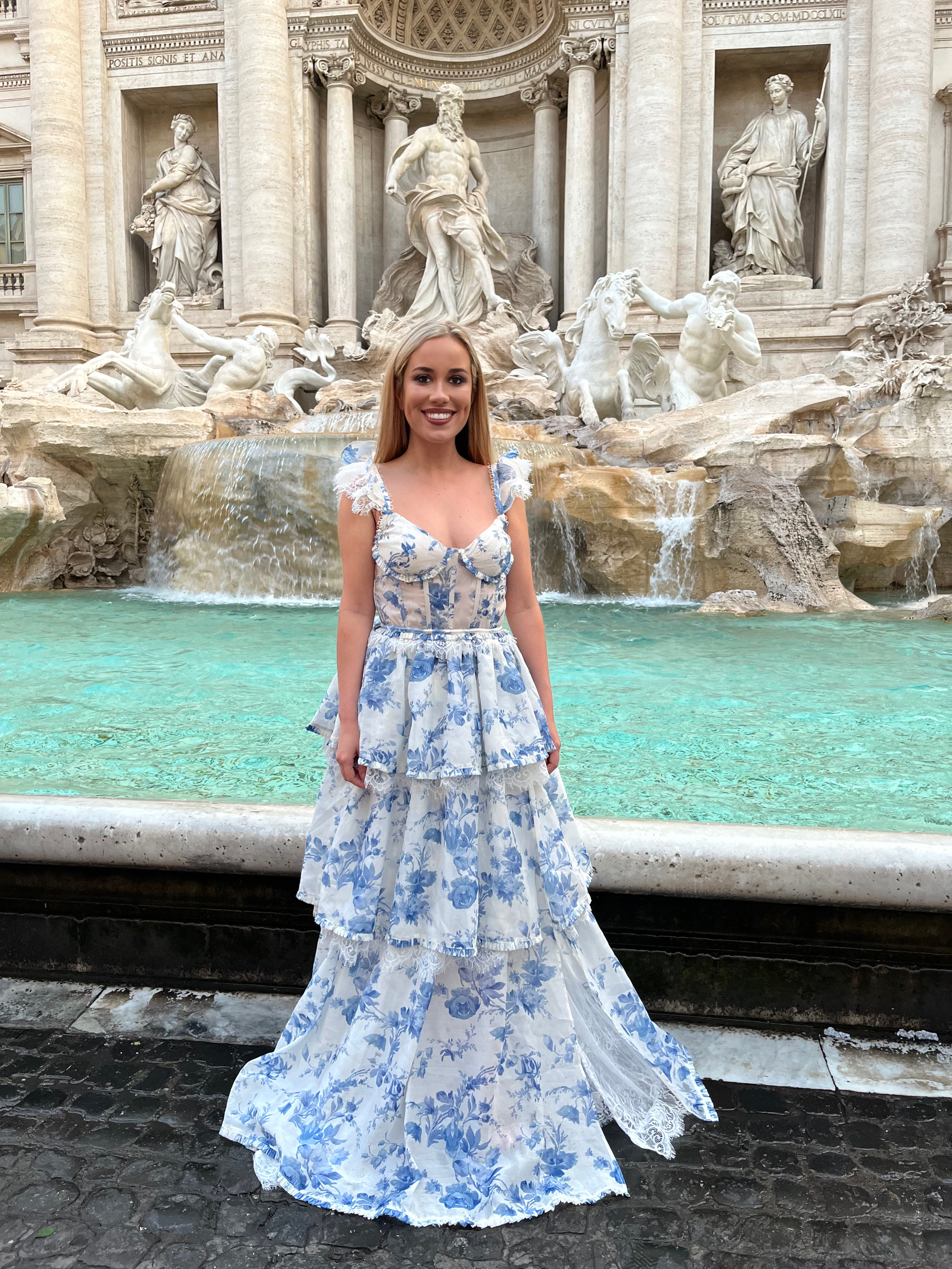 Hire a Blue V Chapman